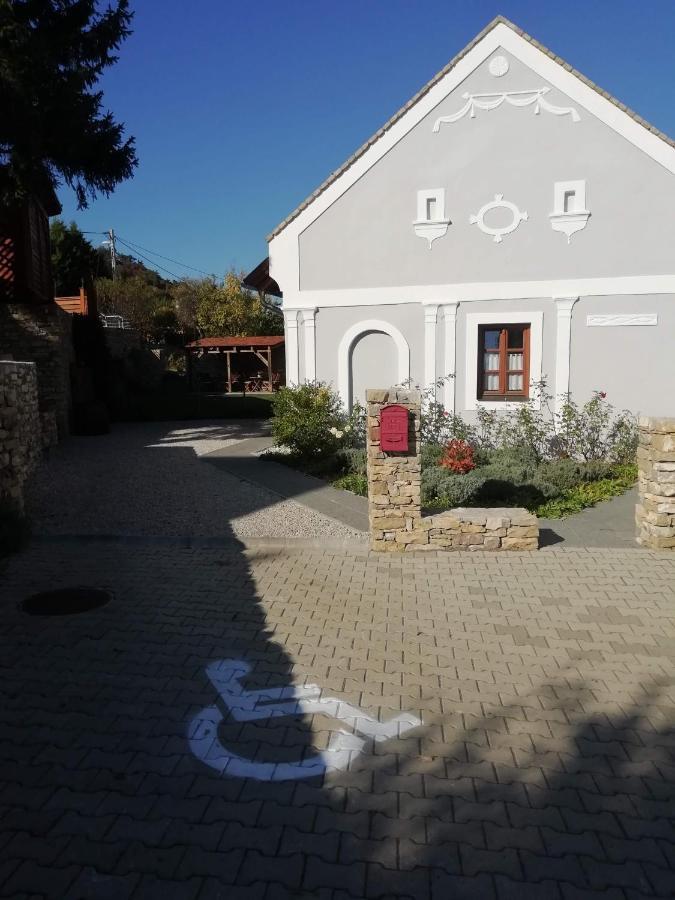 Aracsi Vendeghaz Hotel Balatonfüred Екстериор снимка
